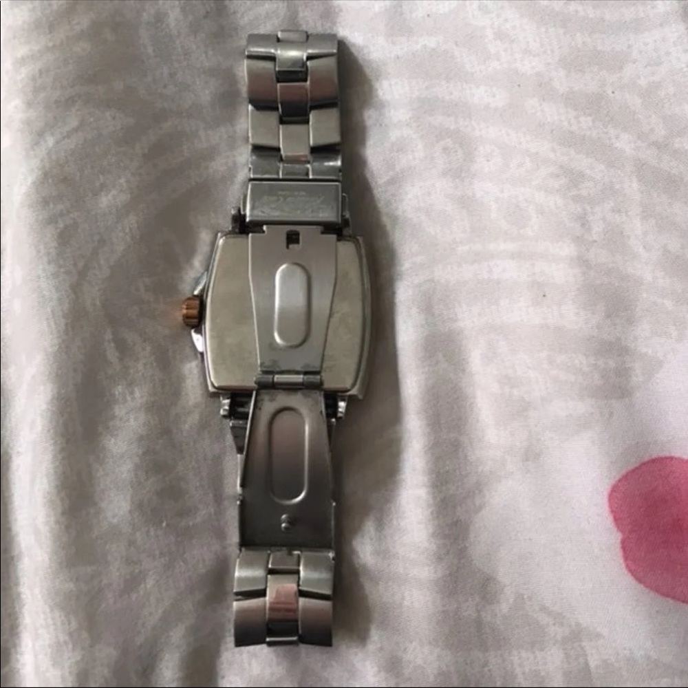 Kenneth Cole Watch - Picture 2 of 4